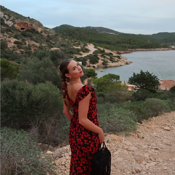 Bailey Rose Floral Dress - Picture 3 of 5